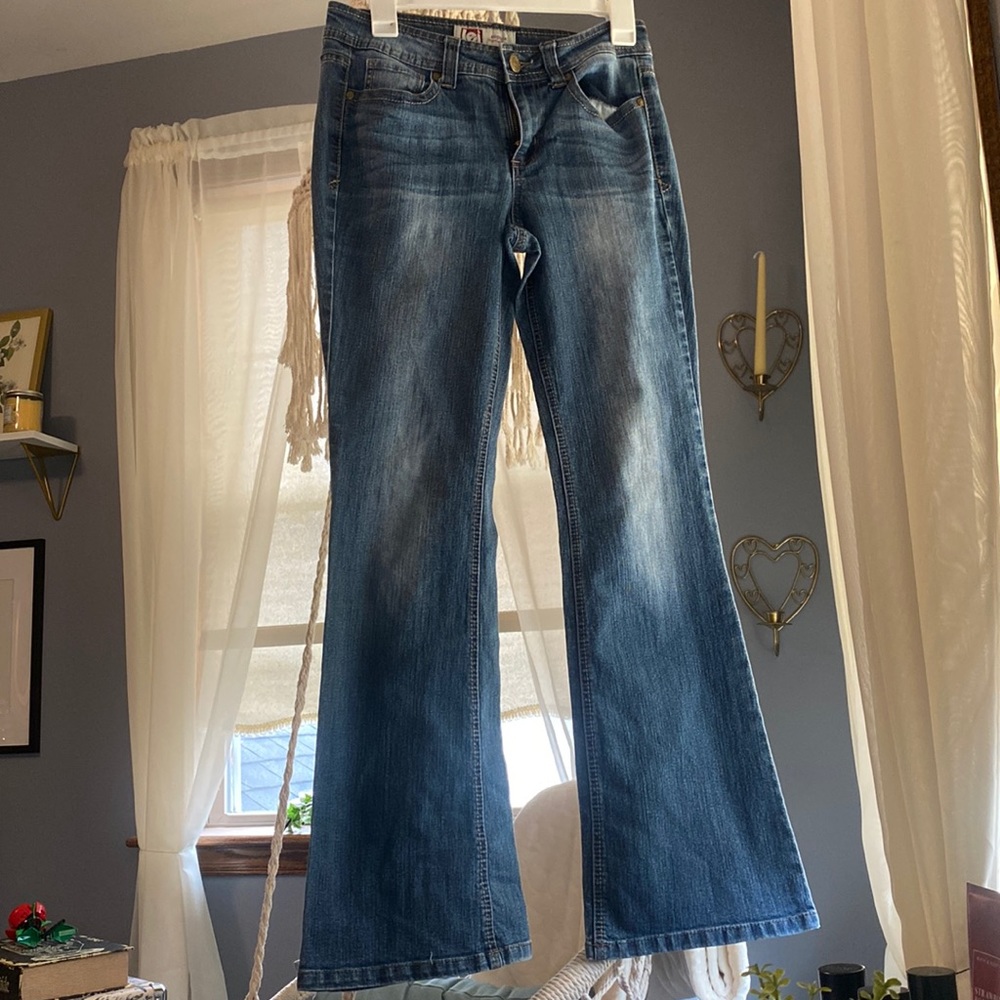 Low waisted “Sophia” hipster flare Lei jeans (5)